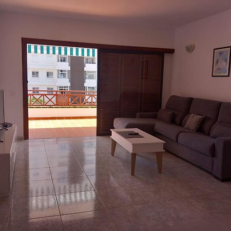 Victoria Court 2- Lovely Apartment 25 Arona  Exterior photo