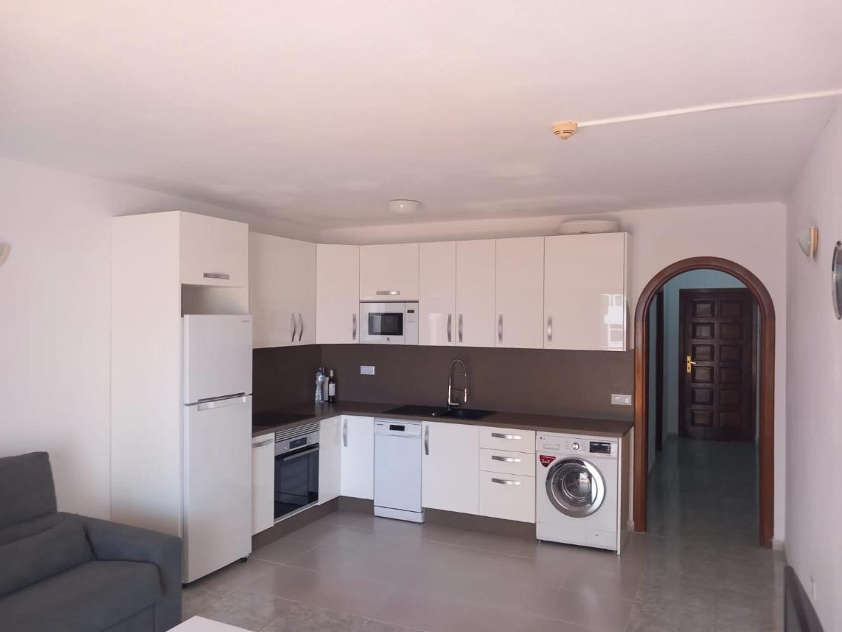 Victoria Court 2- Lovely Apartment 25 Arona  Exterior photo