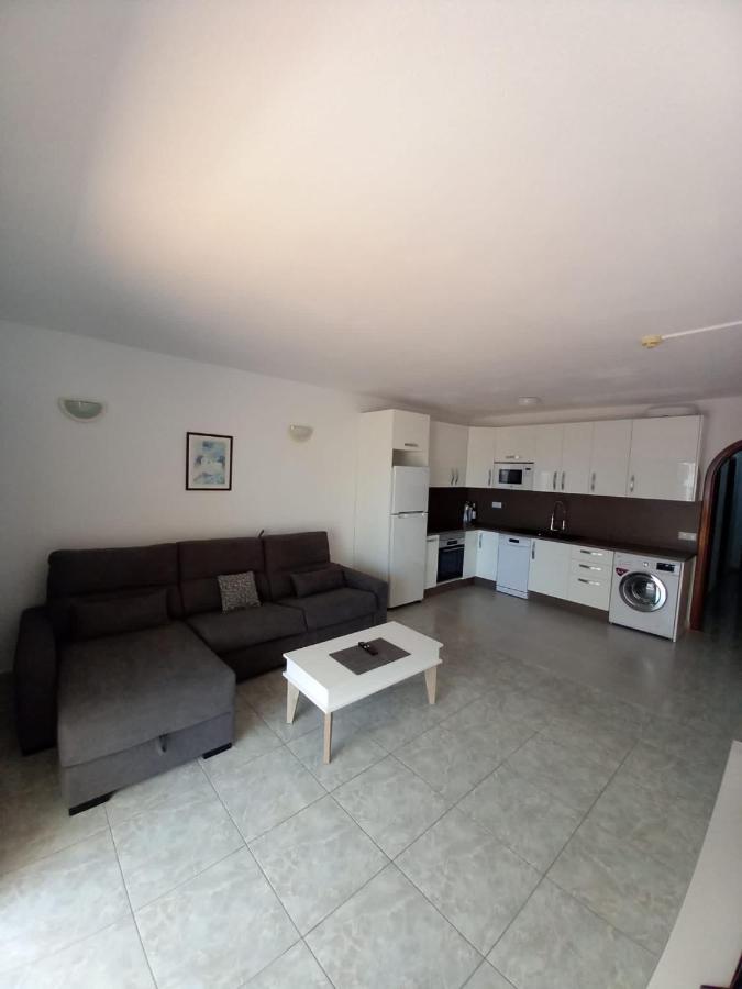 Victoria Court 2- Lovely Apartment 25 Arona  Exterior photo